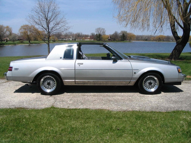 two tone buick regal limited