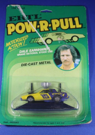 ERTL Pow-R-Pull Grand National Stock Car