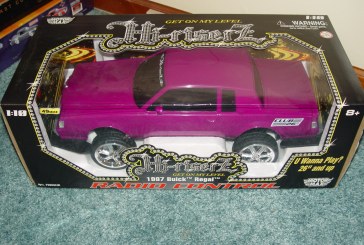 Motor Max Hi-Riserz Radio Control 1987 Buick Regal