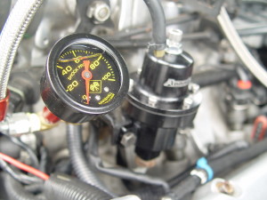 rail mounted fuel gauge