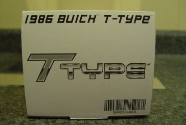 GMP 1:24 Scale Turbo Buick Series – 1986 Buick Regal T-type Dark Red