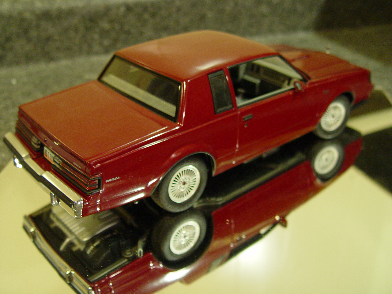1:18 Scale GMP 8004 1985 Buick Regal T Type