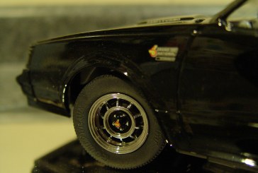1:18 Scale GMP 8005 1986 Buick Grand National