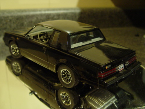 gmp 8007 1985 buick grand national diecast model car