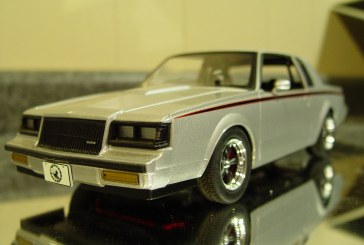 1:18 Scale GMP G1800215 ‘87 Buick StreetFighter (silver)