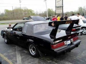 buick big rear spoiler