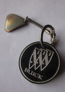 vintage buick logo keychain