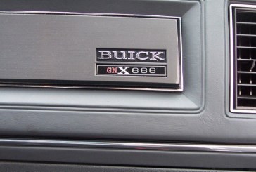 Buick Regal Dash Trim Plate / Plaque