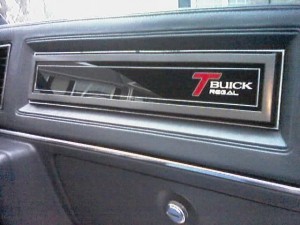 buick regal with T glovebox