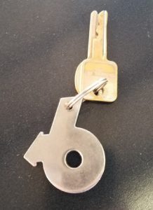 turbo-6-logo-keychain