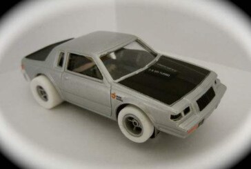 Johnny Lightning White Lightning Scale Toy Cars