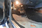 Changing Under Dash Footwell Courtesy Lights Bulbs (Driver Passenger Side)