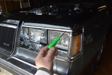 Changing Head Light Bulbs Lamps (Low High Beam)