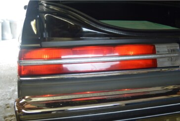 Changing Rear Brake Turn Tail Park Running Light Bulbs (Stop Lamp)