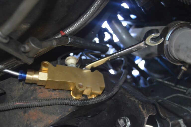 Replace OEM Proportioning Valve With 4wheel Disc Prop Valve (From