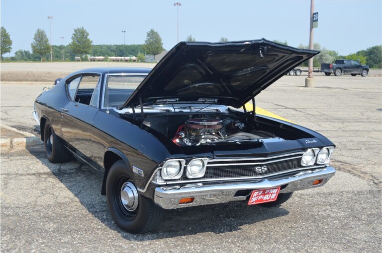 Holiday Car Show Lakeside Mall July 2021 Buick Turbo Regal