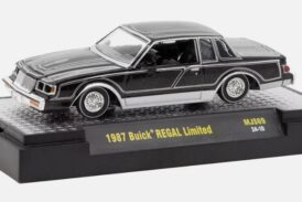 M2 Machines 1987 Buick Regal Limited Lowriders Diecast