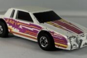 Vintage Hot Wheels Hood Basher Front Ender Crack Ups Buick Regals