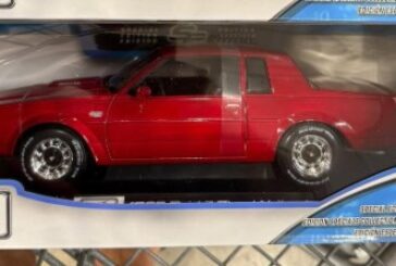 Maisto 1987 Buick Grand National 1:18 Diecast (Red)